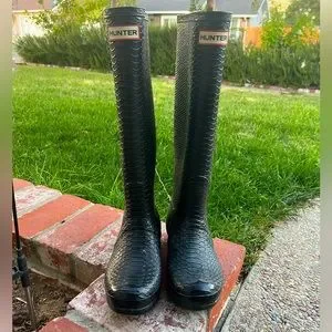 HUNTERハンターORIGINAL REFINED BOOTS Hunter Original Refined Backstrap Rain Boots | $195.00